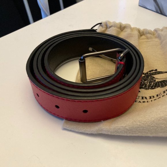 Burberry belt - Picture 1 of 3